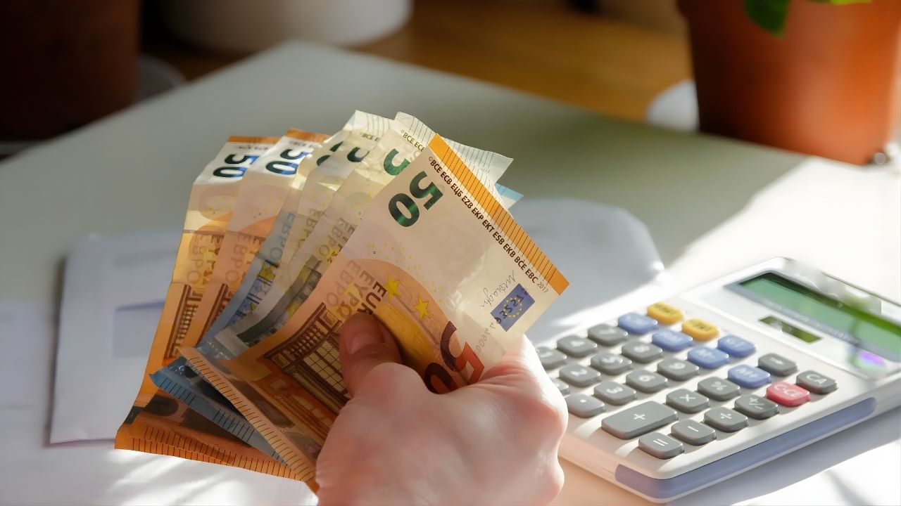 Incremento en pensiones mínimas 2026: quién califica, trámite rápido y día de pago